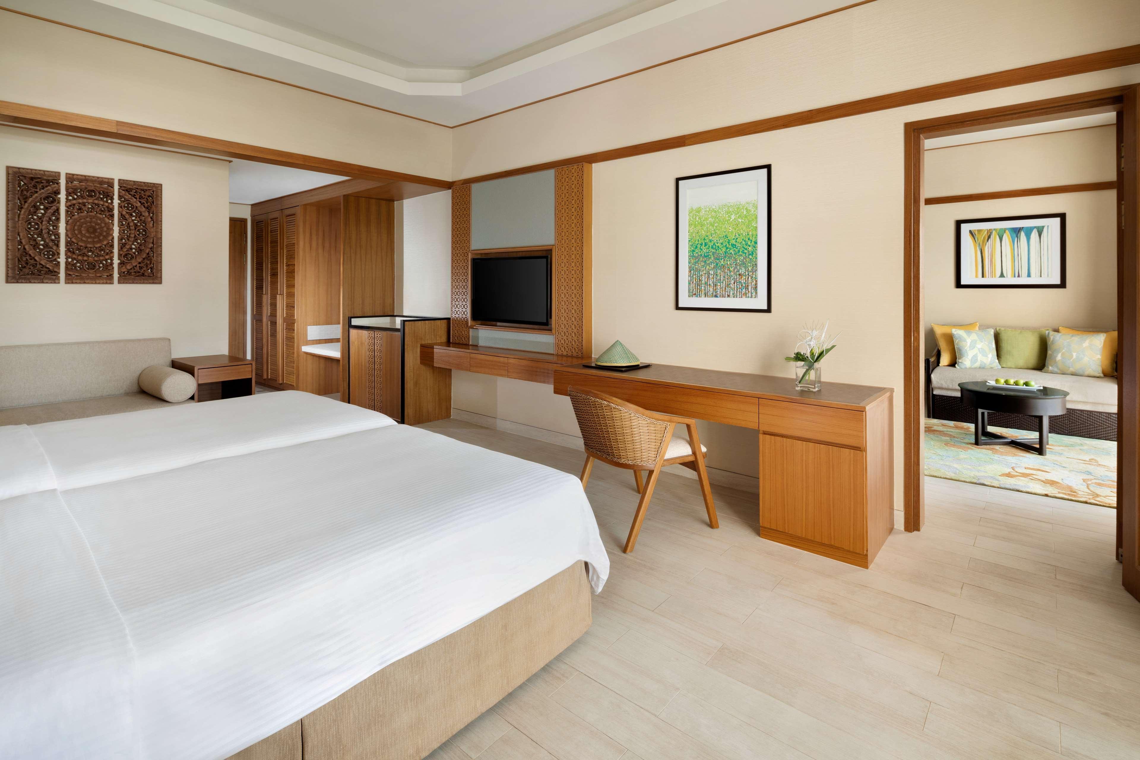 Shangri-La Rasa Sayang, Penang Batu Ferringhi Esterno foto A room at the hotel